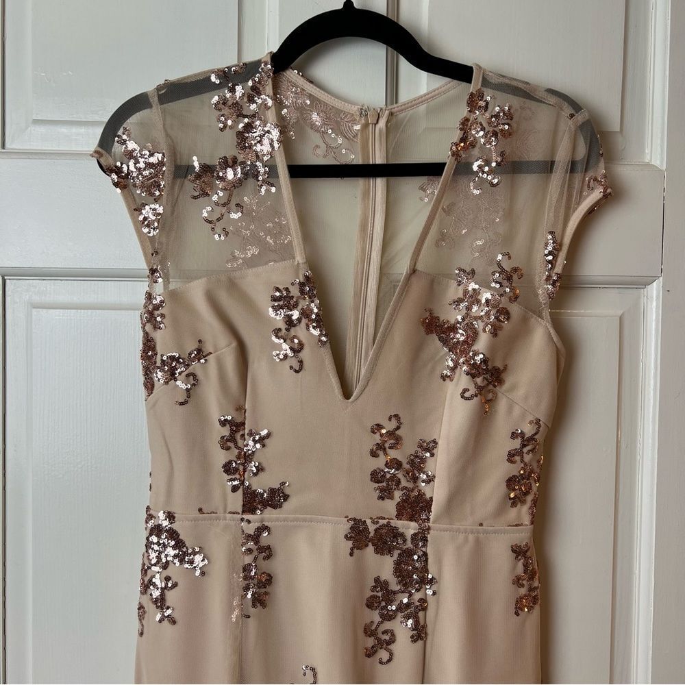 Showpo Passion Fusion NWT Nude Sequin V Neck Evening Gown Womens Size 4 - Picture 3 of 12